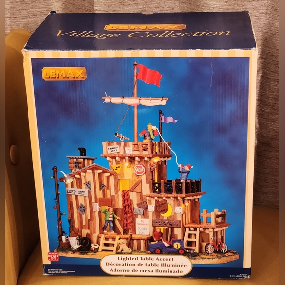 Lemax Christmas Village - David's Fort - Picture 8 of 12